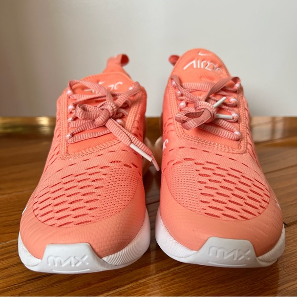 Women’s Air Max 270 - Picture 3 of 5